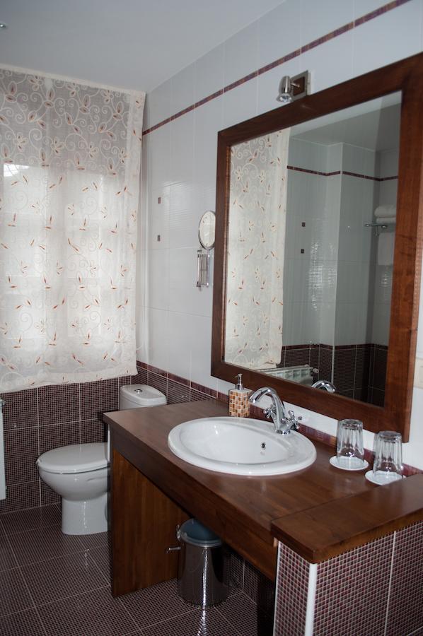 El Mirador De Fuentes Del Narcea Hotel Monco Room photo